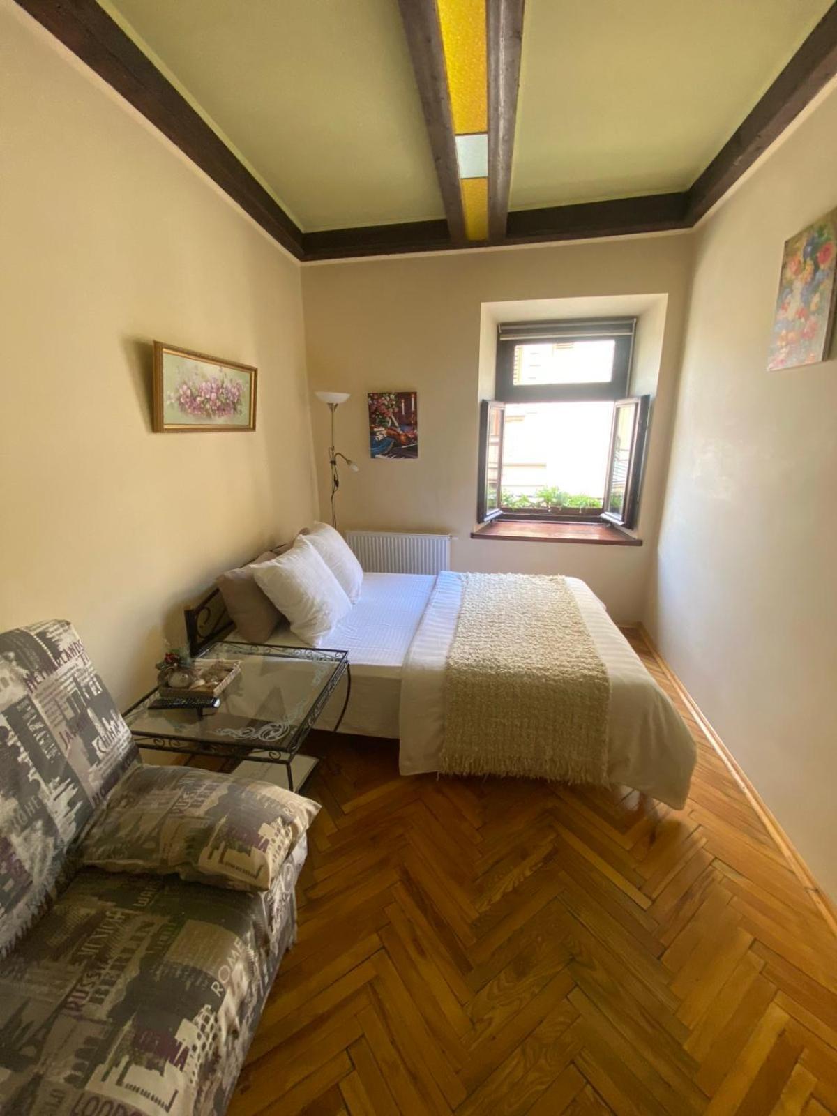 Вірменська 14 Центр Не Далеко Від Ж Д Вокзалу Звітні Документи Apartment Lviv Ngoại thất bức ảnh